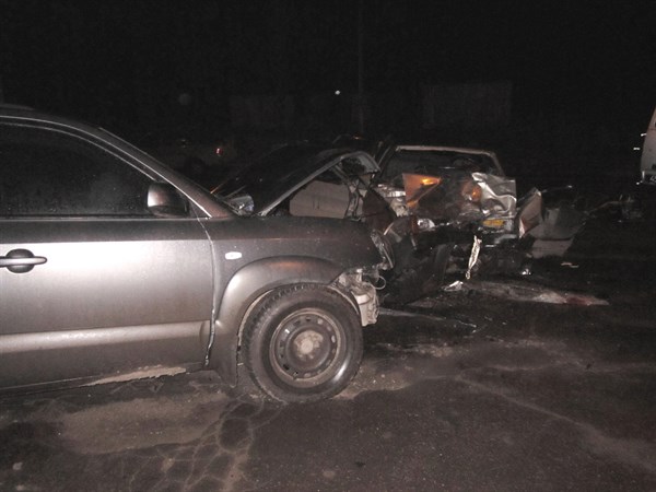 Подробности ночного ДТП на «Кочегарке»: водитель "99-й" вез в больницу друга с ножевым ранением  