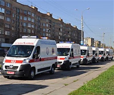 В Горловке появились две новые машины скорой помощи. В них была необходимость. 