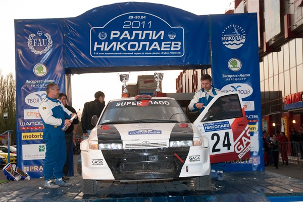 Шумахеры из Горловки: победители "Ралли Донбасс-2012" хотят открыть  курсы экстремального вождения (+ видео из кабины авто)
