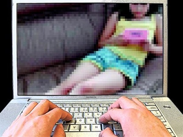 Найди меня «Вконтакте»: горловчанин через соцсети распространял детское порно
