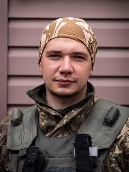 Восемь миллионов гривен собрал горловчанин для друга из ВСУ Владислава Ещенко. Он получил тяжелые травмы при разминировании