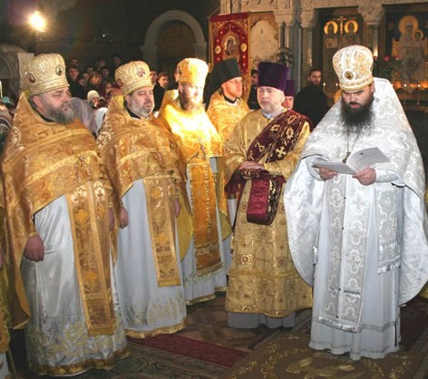 Епископ Горловский и Славянский Митрофан обратился к духовенству и прихожанам с проповедью 