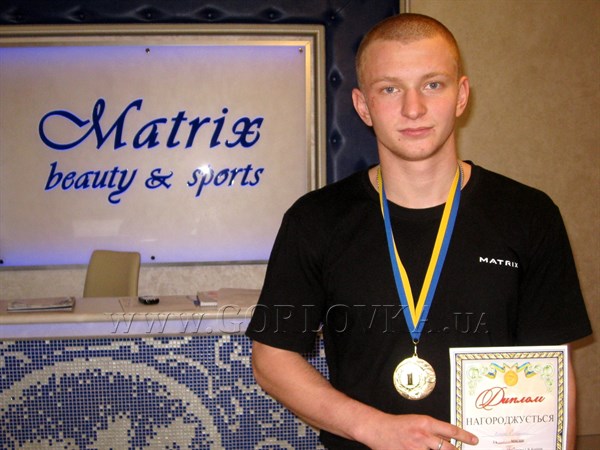 «4 из 5 побед признали досрочными»: горловчанин привез «золото» с Всеукраинского турнира по самбо