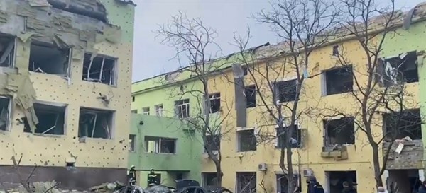 Мариуполь в оккупации: погибло около 1300. Российские войска разбомбили детскую больницу и роддом