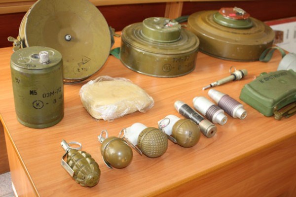 В Горловке местный житель хранил на чердаке мины, патроны и гранаты
