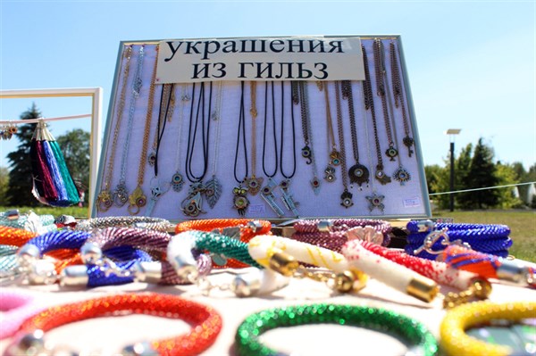 В Донецке продают украшения из гильз (ФОТОФАКТ)