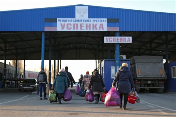 «ДНР» предупредила о больших очередях на российской границе