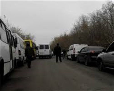 Сегодня с утра на КПВВ на Донбассе более 200 автомобилей