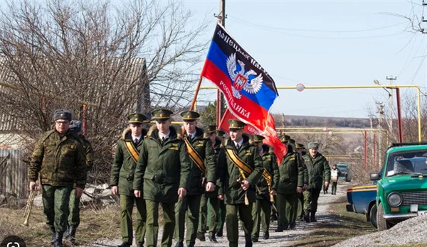 "ДНР" разрешила мужчинам призывного возраста выезжать за административные границы