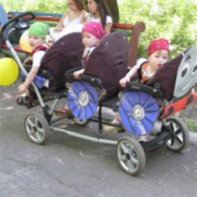 Горловка готовится к Параду колясок: шествие, награждение и дискотека для молодых родителей 