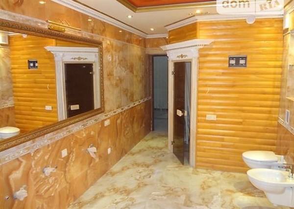 В оккупированной Горловке продают квартиру с собственной сауной за полтора миллиона гривен