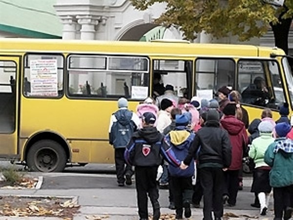 В Горловке автобусы в Новогоднюю ночь будут ездить с 22:00 до 05:00 
