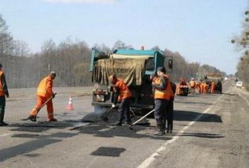 Власти Горловки нашли применение вырубке, остающейся после фрезеровки городских дорог  