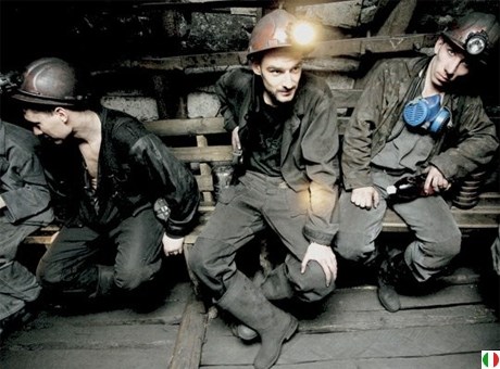 В Горловке на угольных предприятиях добыча не производится, но шахты проветриваются и откачивают воду