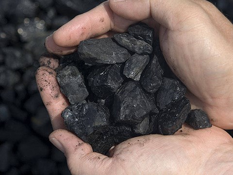 На шахтах Горловки отгружают уголь своим работникам за второе полугодие 