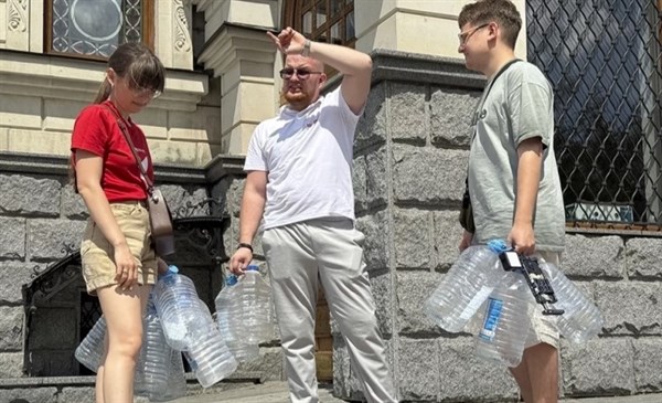 7 и 8 апреля большая часть Горловки останется без воды. Запасайтесь! 