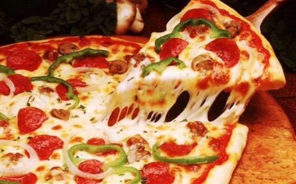 Кулінарна феєрія: топ-10 найсмачніших видів піци, які розкриють смакові рецептори"