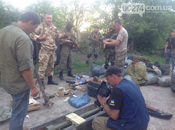 В Артемовске, ранее контролируемом группой горловского Беса, обнаружили склад вооружения ДНР (ФОТО, ВИДЕО)