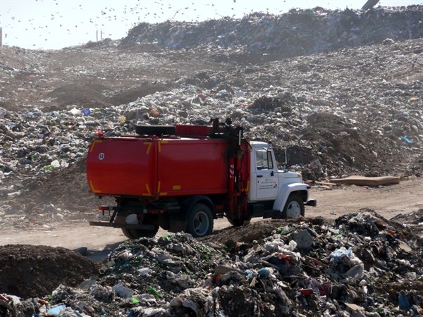 «В Горловку не будут свозить мусор с других городов», уверяют на предприятии, строящем полигон в Октябрьском 