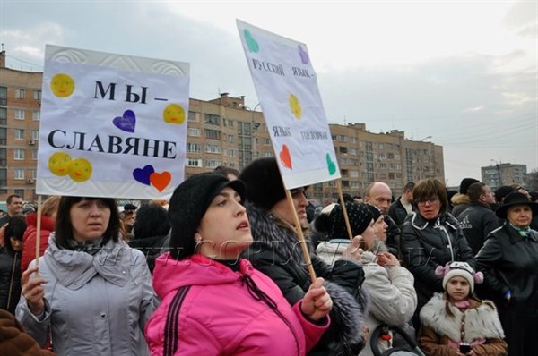 Горловчане  8 марта будут митинговать, собирать деньги на лечение «беркутовцев» и петь песни о «мире, весне и любви» 