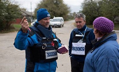 Миссии ОБСЕ боевики запретили общаться в жителями Горловки