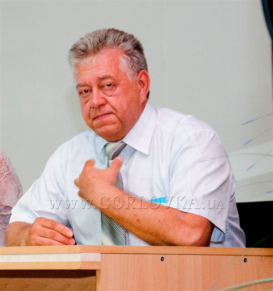 Первый пошел: член совета Горловской горорганизации Партии регионов Александр Белоусов больше не хочет быть в рядах «регионалов»
