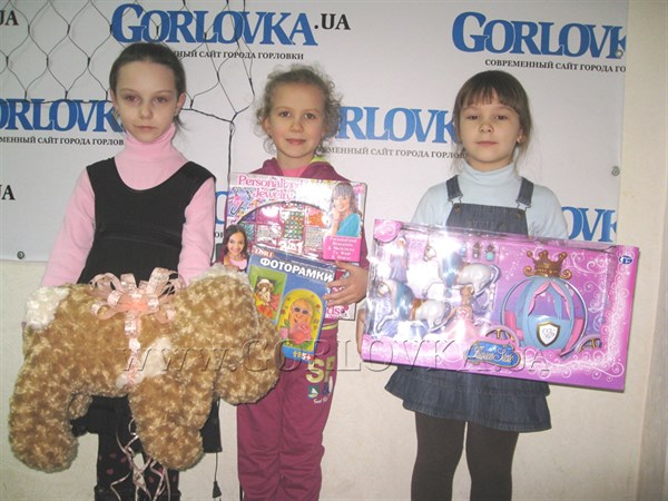 Итоги конкурса детских новогодних костюмов: победителями голосования стали Белочка, Зайчик и Принцесса 