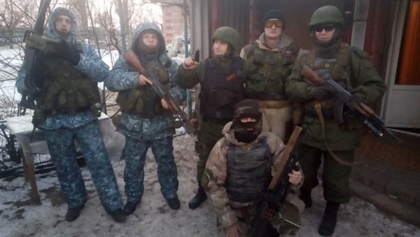 Вчера – визит матерей «троянцев» к «министру обороны ДНР", сегодня – штурм «отряда «Троя»: в центре Горловки боевики стрелялись друг с другом 
