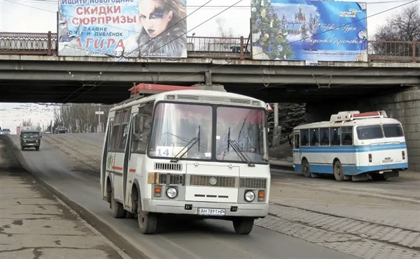 В Горловке изменилось движение двух автобусов: №100 и №14