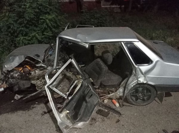 ДТП в Горловке: пьяный водитель врезался во встречный автомобиль и умер на месте от травм