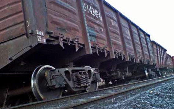 На станции Никитовка почти тонну металлолома "вынесли" прямо из вагонов. В соучастниках – таксист  