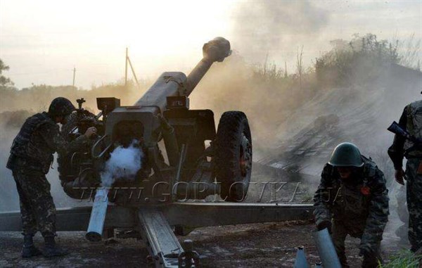 В Горловке продолжаются бои: противник из города пытается наносить удары по украинским войскам в Дзержинске