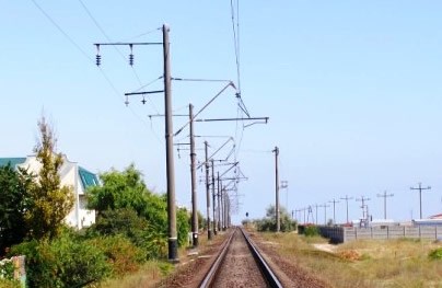 Неизвестные повредили железнодорожное полотно на трех путях и контактную линию перегона Пантелеймоновка – Путепровод