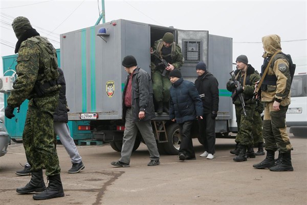 В общежитии Киева остаются пленные «ДНР». Они не знают, что делать. Среди них горловчанин Кирилл Поликарпов