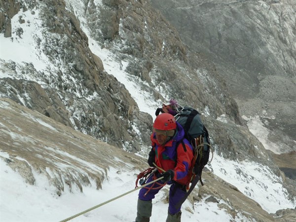 Родные альпиниста из Горловки, погибшего в горах Кабардино-Балкарии, просят оказать помощь по транспортировке его тела на родину 