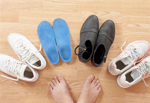 Як спортивне взуття може допомогти у профілактиці болю в ногах та спині