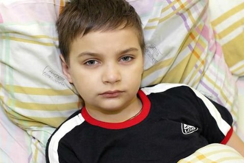 Мальчику-переселенцу из Горловки нужна помощь на лечение рака