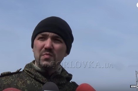 Главный медик Горловки призвал  лопатами защищаться от хунты: - 5 устрашающих видео с военных сборов 