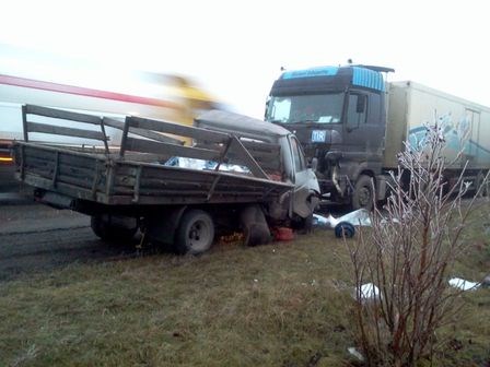 На трассе между Горловкой и Донецком в ДТП погиб водитель «ГАЗели»