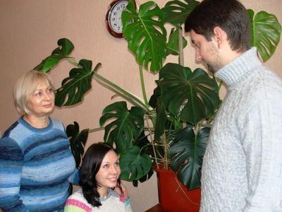 ДТП надолго  приковало к постели: студентки Горловского иняза - жертвы резонансной аварии - получили пенсию по инвалидности 