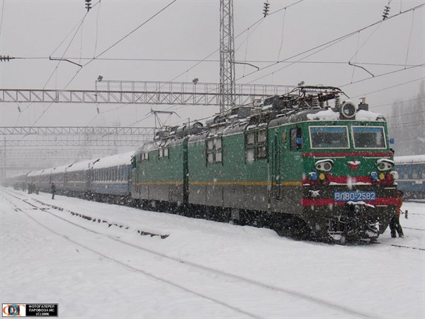 Дополнительных новогодних поездов на Москву или Киев, проходящих через железнодорожную станцию Горловка, не будет
