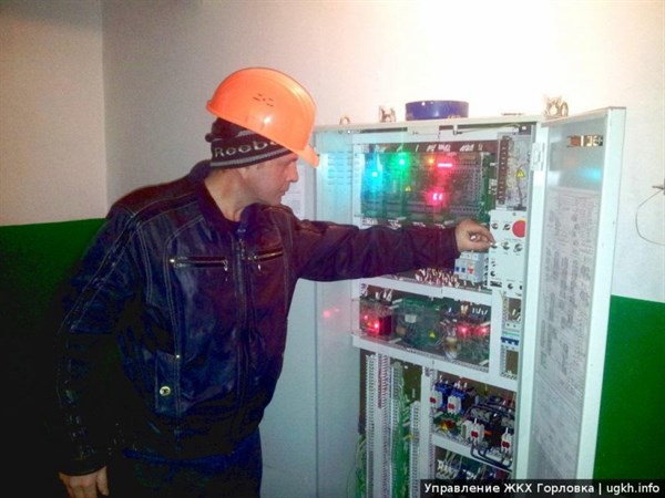 В Горловке за год отремонтировали 40 лифтов 