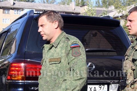  Захарченко в Горловке встречают как царь-батюшку
