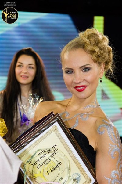 Вот в чем мы первые: красавица из Горловки будет представлять Украину на мировом чемпионате по спортивным танцам на пилоне 