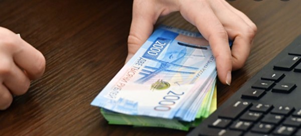 С первого июля бюджетники "ДНР" получат зарплату на 25 процентов больше