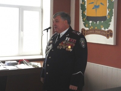 День милиции в Горловке: квартира - от мэра, денежные премии и снятие взысканий  - от начальника  