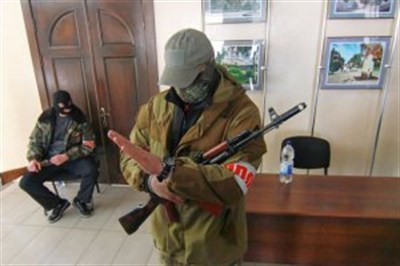 В Донецке захватили управление Госказначейства, Налоговой и НБУ: хотят перекрыть денежные потоки на Киев 