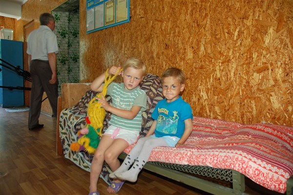 Переселенцы из Славянска: горловчане откликаются и заселяют у себя в квартирах и домах беженцев из «горячих точек»