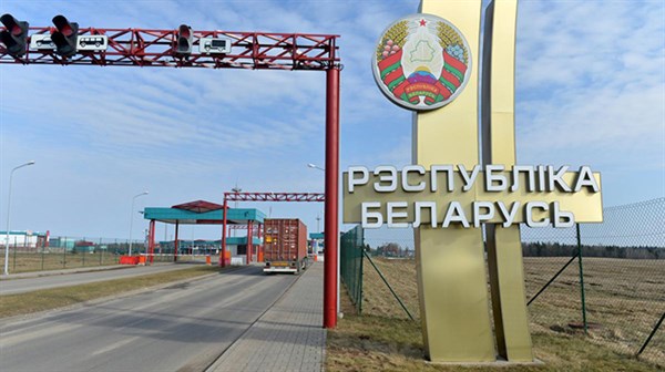 Россия заявила о гуманитарных коридорах из Украины в Беларусь и РФ