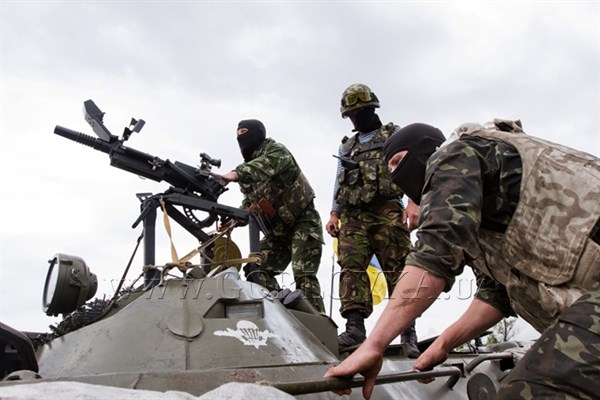 Дым над Донецком: бои приближаются к городу